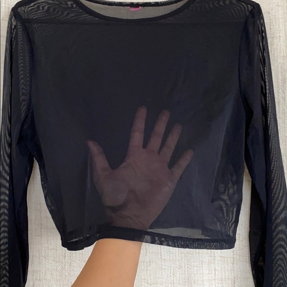 ✨Black mesh crop top - Picture 3 of 3